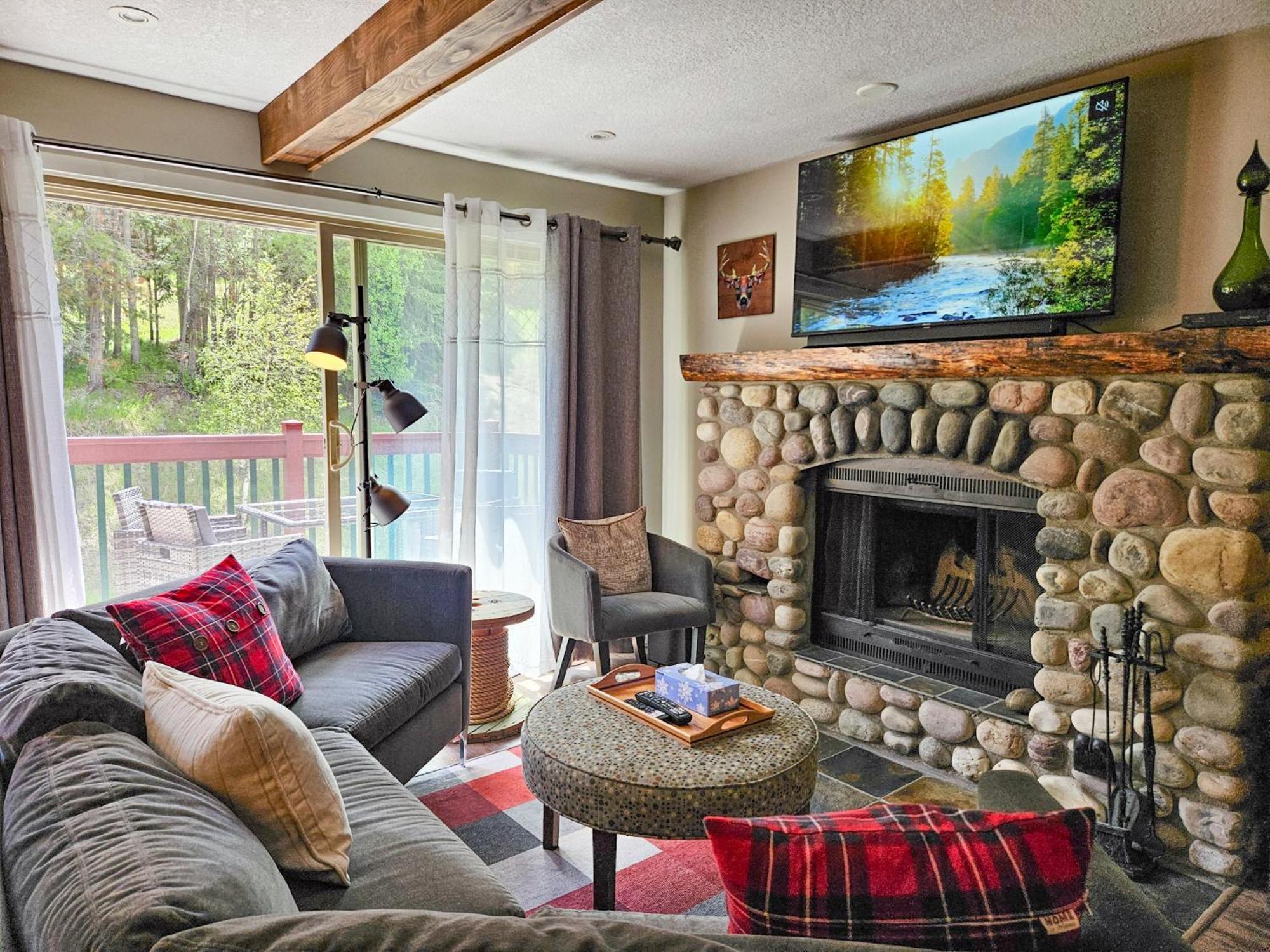 פנורמה Horsethief Lodge By Stayin חדר תמונה